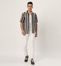 Load image into Gallery viewer, Zigzest Crochet Shirt