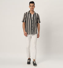 Load image into Gallery viewer, Zigzest Crochet Shirt