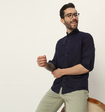 Load image into Gallery viewer, Spruce Linen Shirt
