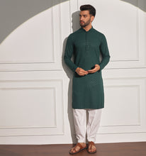 Load image into Gallery viewer, Taabir Embroidered Sequin Kurta