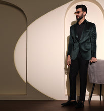Load image into Gallery viewer, Bottle Green Velvet Blazer