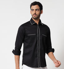 Load image into Gallery viewer, Outline Black