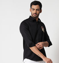 Load image into Gallery viewer, Skull Embroidery Shirt