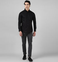 Load image into Gallery viewer, Classic Black