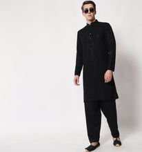 Load image into Gallery viewer, Shaan Embroidered Sequin Kurta