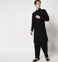 Load image into Gallery viewer, Shaan Embroidered Sequin Kurta