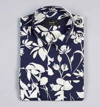 Load image into Gallery viewer, Midnight
