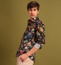 Load image into Gallery viewer, Exquisite
