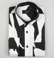 Load image into Gallery viewer, Moritz
